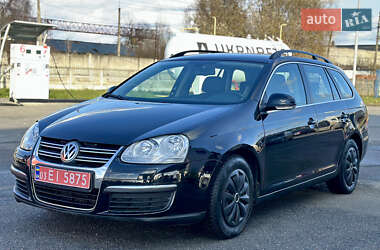 Универсал Volkswagen Golf 2009 в Ровно