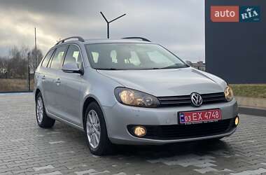 Універсал Volkswagen Golf 2009 в Луцьку