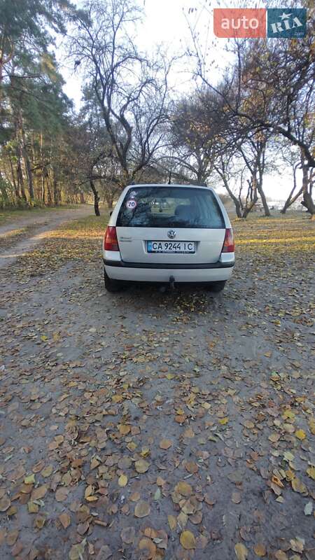 Універсал Volkswagen Golf 1999 в Черкасах