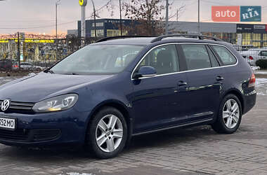 Універсал Volkswagen Golf 2010 в Києві