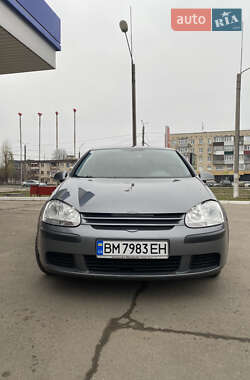 Хетчбек Volkswagen Golf 2004 в Сумах