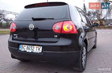 Хетчбек Volkswagen Golf 2009 в Бродах