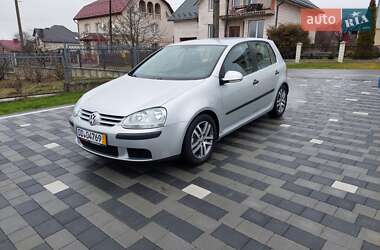 Хетчбек Volkswagen Golf 2005 в Бучачі