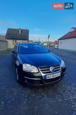 Універсал Volkswagen Golf 2008 в Хусті