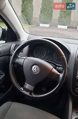 Універсал Volkswagen Golf 2008 в Хусті