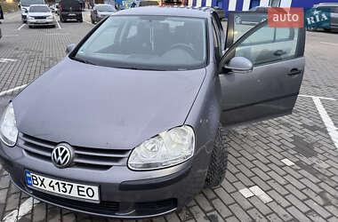 Хетчбек Volkswagen Golf 2006 в Шепетівці