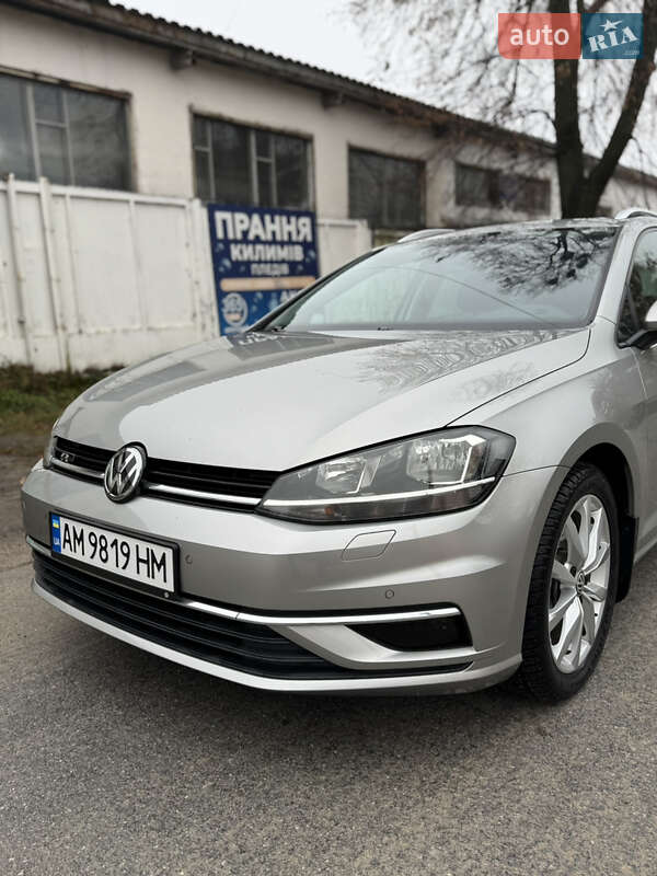 Універсал Volkswagen Golf 2017 в Бердичеві