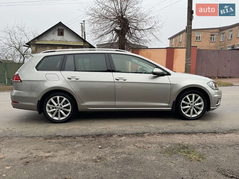 Універсал Volkswagen Golf 2017 в Бердичеві