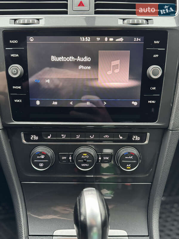 Універсал Volkswagen Golf 2017 в Бердичеві