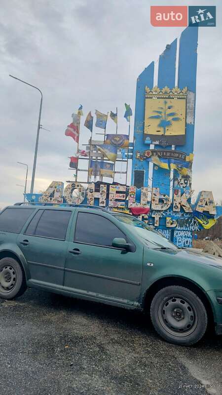 Универсал Volkswagen Golf 2002 в Полтаве