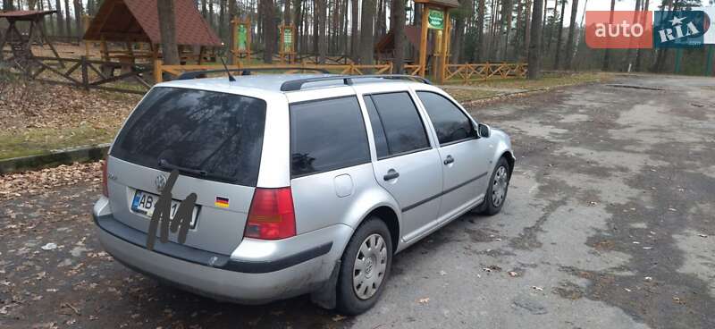 Універсал Volkswagen Golf 1999 в Баранівці