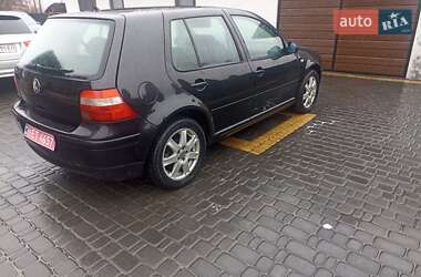 Хетчбек Volkswagen Golf 2003 в Любомлі