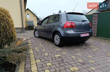 Хэтчбек Volkswagen Golf 2007 в Луцке