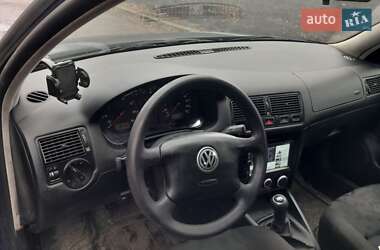 Хэтчбек Volkswagen Golf 1999 в Верхнеднепровске