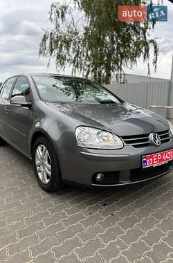 Хетчбек Volkswagen Golf 2008 в Мукачевому