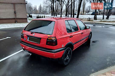 Хетчбек Volkswagen Golf 1993 в Чернігові