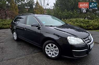 Универсал Volkswagen Golf 2009 в Полтаве