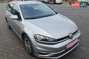 Универсал Volkswagen Golf 2018 в Луцке