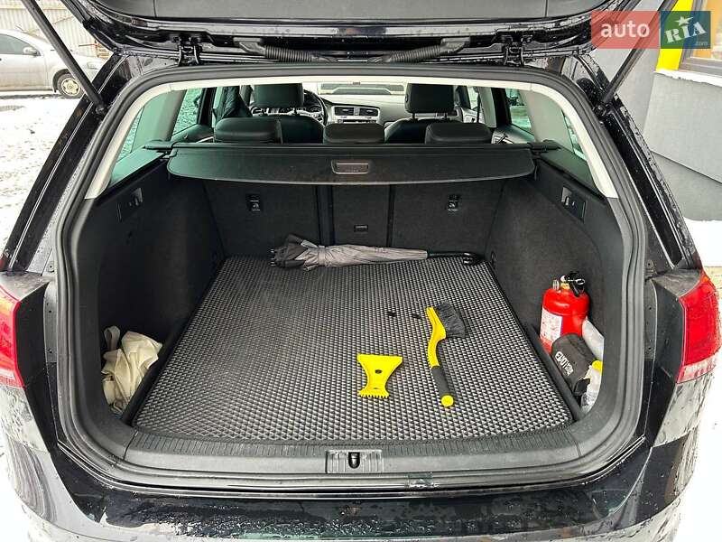 Універсал Volkswagen Golf 2015 в Львові