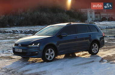 Універсал Volkswagen Golf 2015 в Дніпрі