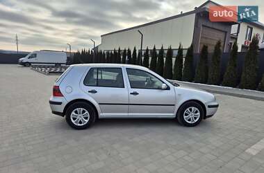 Хэтчбек Volkswagen Golf 2002 в Каменец-Подольском