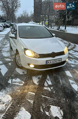 Хетчбек Volkswagen Golf 2012 в Києві