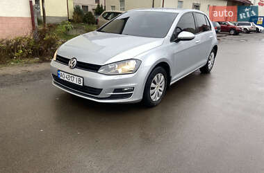 Хетчбек Volkswagen Golf 2012 в Ужгороді