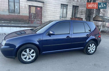 Хэтчбек Volkswagen Golf 2000 в Ровно