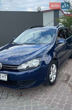 Універсал Volkswagen Golf 2011 в Івано-Франківську