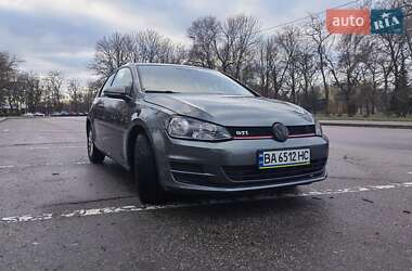 Хетчбек Volkswagen Golf 2014 в Кропивницькому