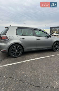 Хэтчбек Volkswagen Golf 2012 в Киеве