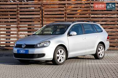 Універсал Volkswagen Golf 2010 в Луцьку