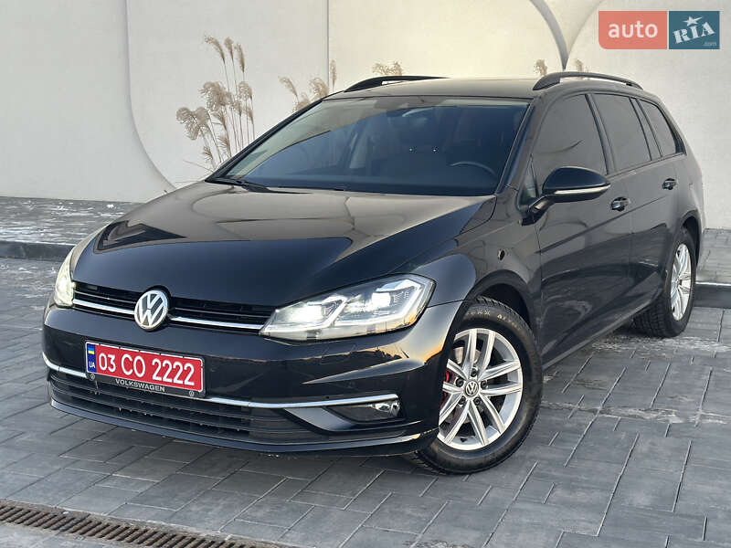 Универсал Volkswagen Golf 2017 в 