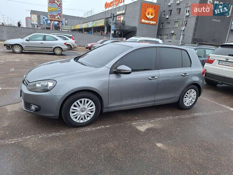 Хетчбек Volkswagen Golf 2011 в Миколаєві