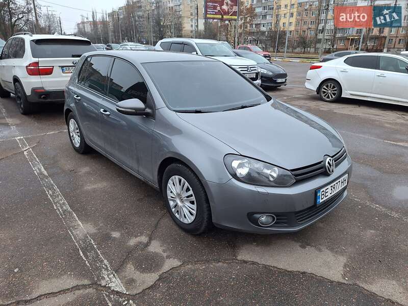 Хетчбек Volkswagen Golf 2011 в Миколаєві