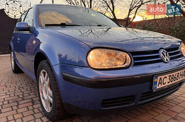 Хетчбек Volkswagen Golf 1999 в Луцьку