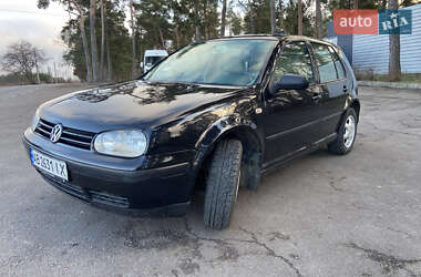 Хетчбек Volkswagen Golf 2001 в Вінниці