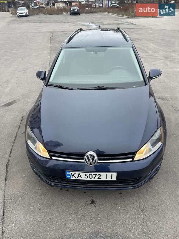 Універсал Volkswagen Golf 2015 в Києві