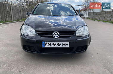 Хетчбек Volkswagen Golf 2005 в Бердичеві