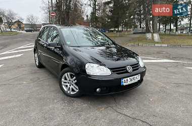 Хетчбек Volkswagen Golf 2006 в Вінниці