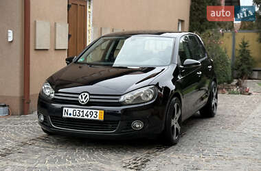 Хетчбек Volkswagen Golf 2011 в Мукачевому