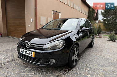 Хетчбек Volkswagen Golf 2011 в Мукачевому