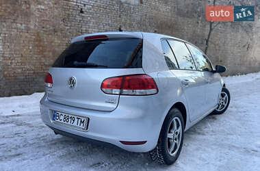 Хетчбек Volkswagen Golf 2010 в Львові