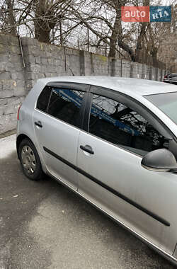 Хетчбек Volkswagen Golf 2008 в Києві