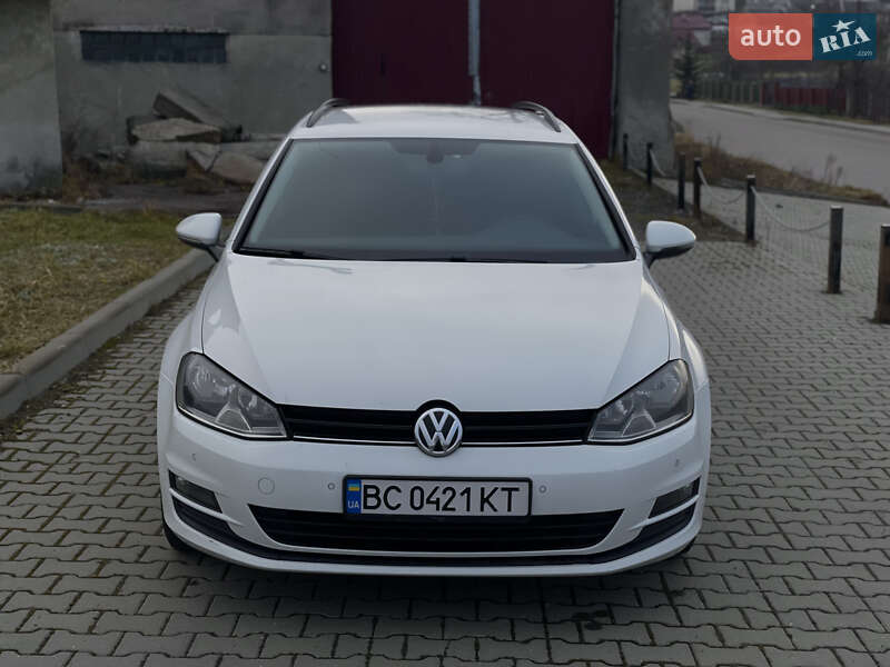 Универсал Volkswagen Golf 2016 в 