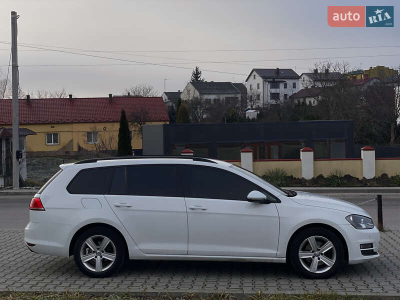 Универсал Volkswagen Golf 2016 в Львове