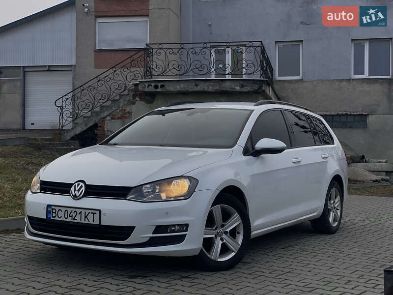 Универсал Volkswagen Golf 2016 в Львове