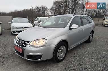 Універсал Volkswagen Golf 2007 в Рівному