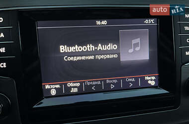 Хэтчбек Volkswagen Golf 2014 в Черновцах