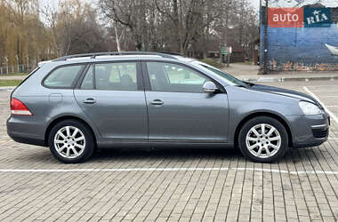 Универсал Volkswagen Golf 2008 в 